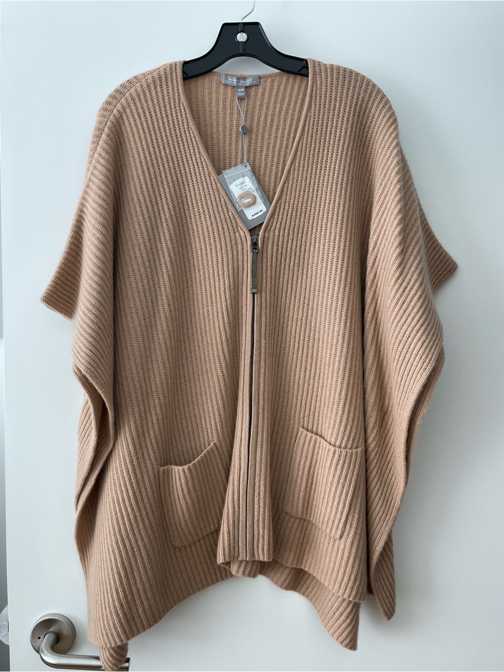 NM Ribbed Cashmere Zip-Front Poncho in Camel. Size S/M. NWT!